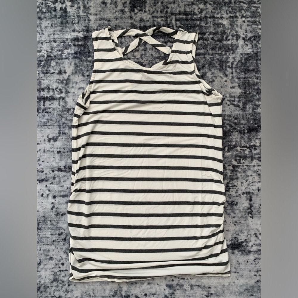LOVEAPPELLA MATERNITY Cheyene Maternity Crossback Knit Tank | Med. | Blk & White - Picture 7 of 9